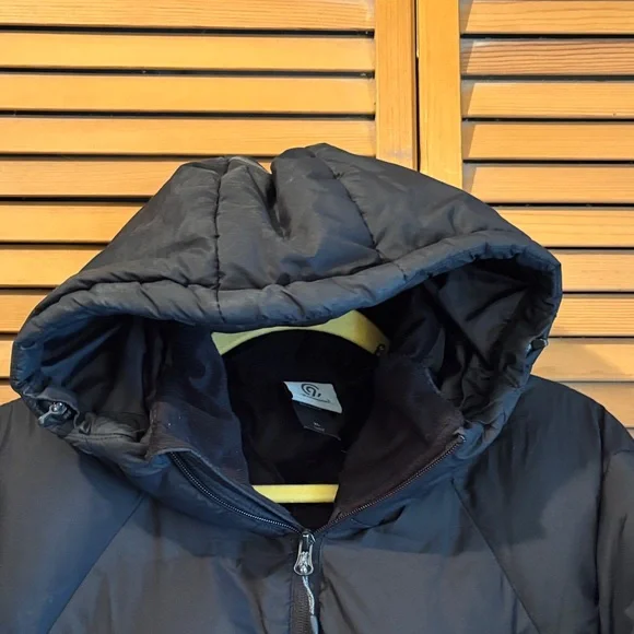 Champion Women's Black Puffer Coat - Picture 4 of 6